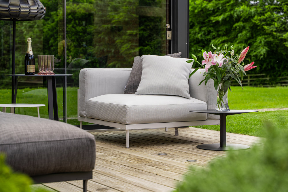 OUTDOOR CHAIRS
