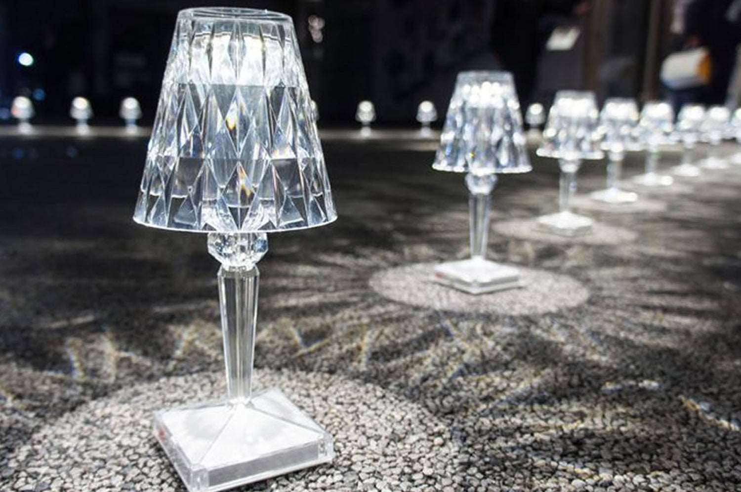 Kartell Battery Lamp Plum PR