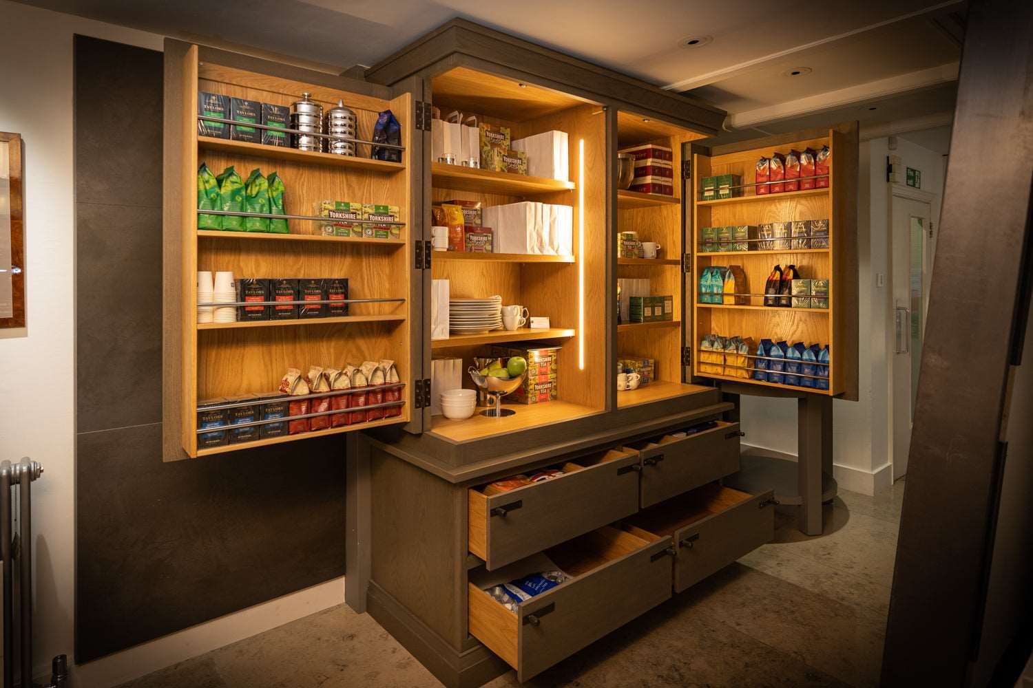 Brompton Larder