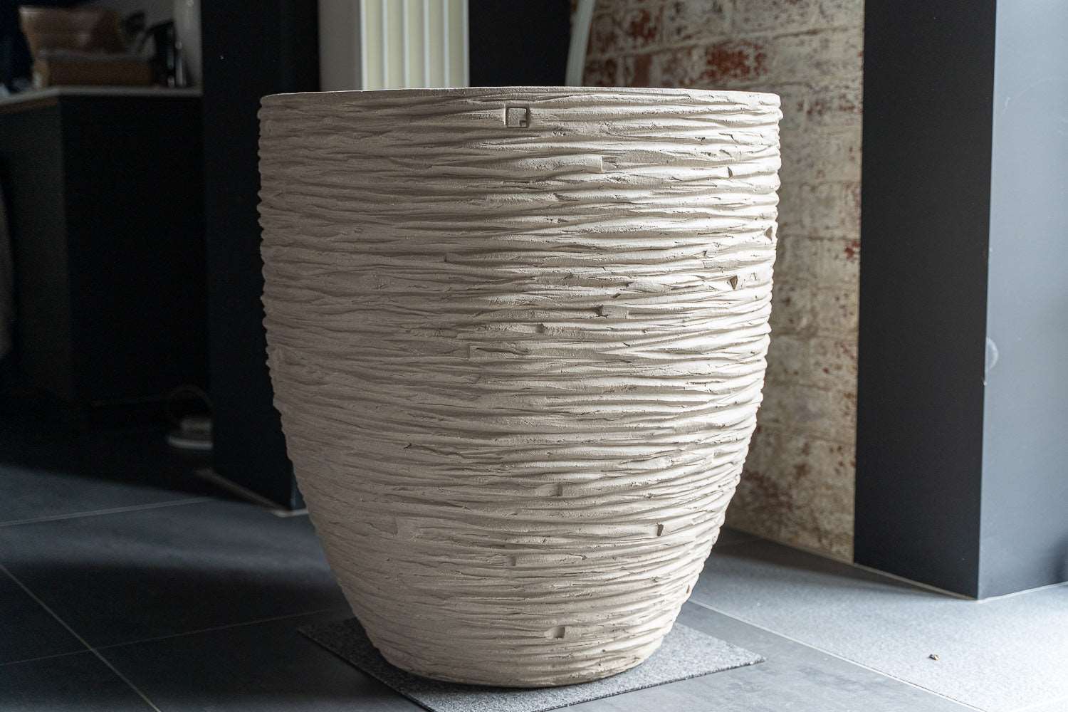 Buy Now Atelier Vierkant Planter AUB80W White