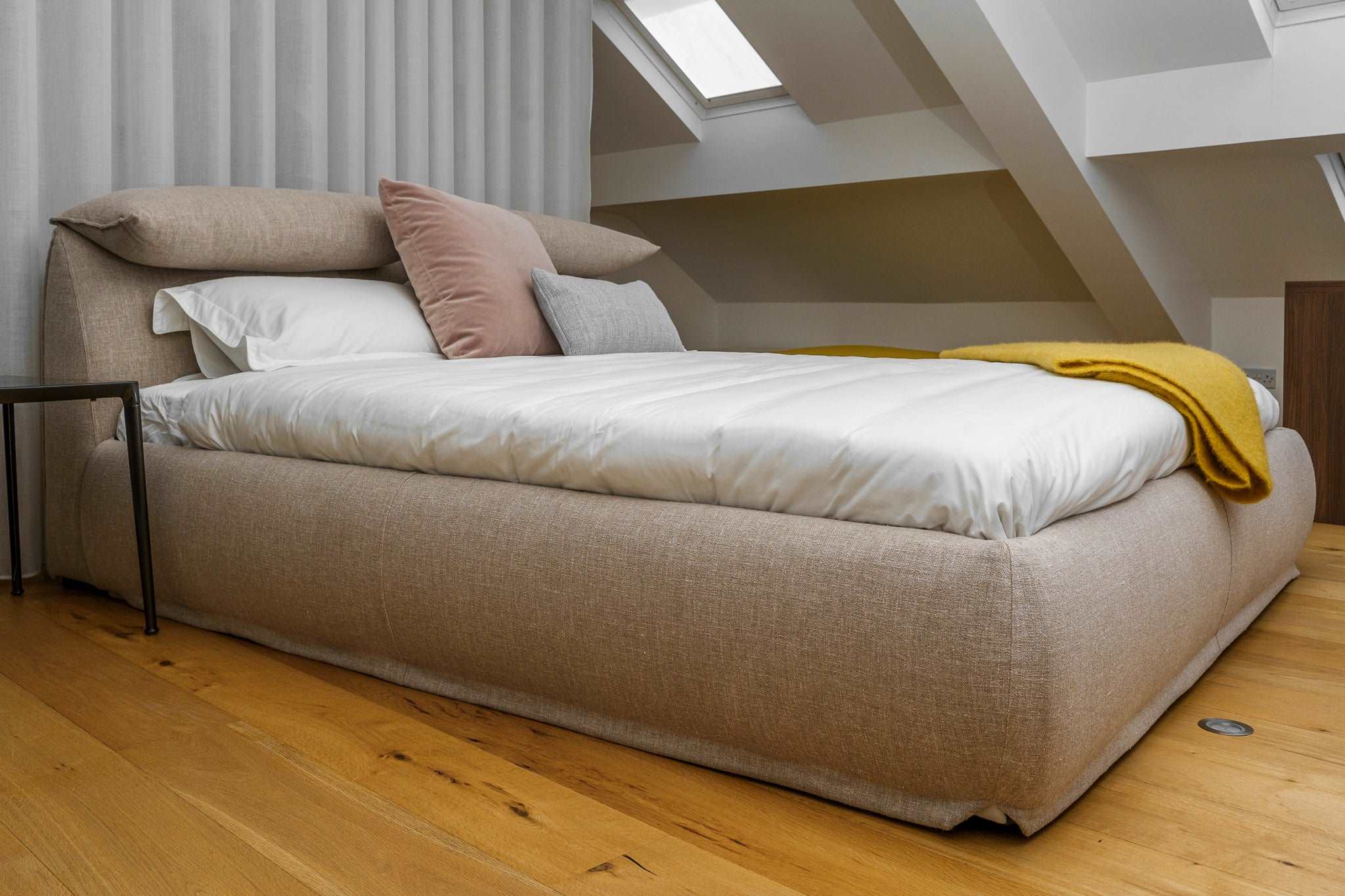 B&B Italia Bamboletto Bed