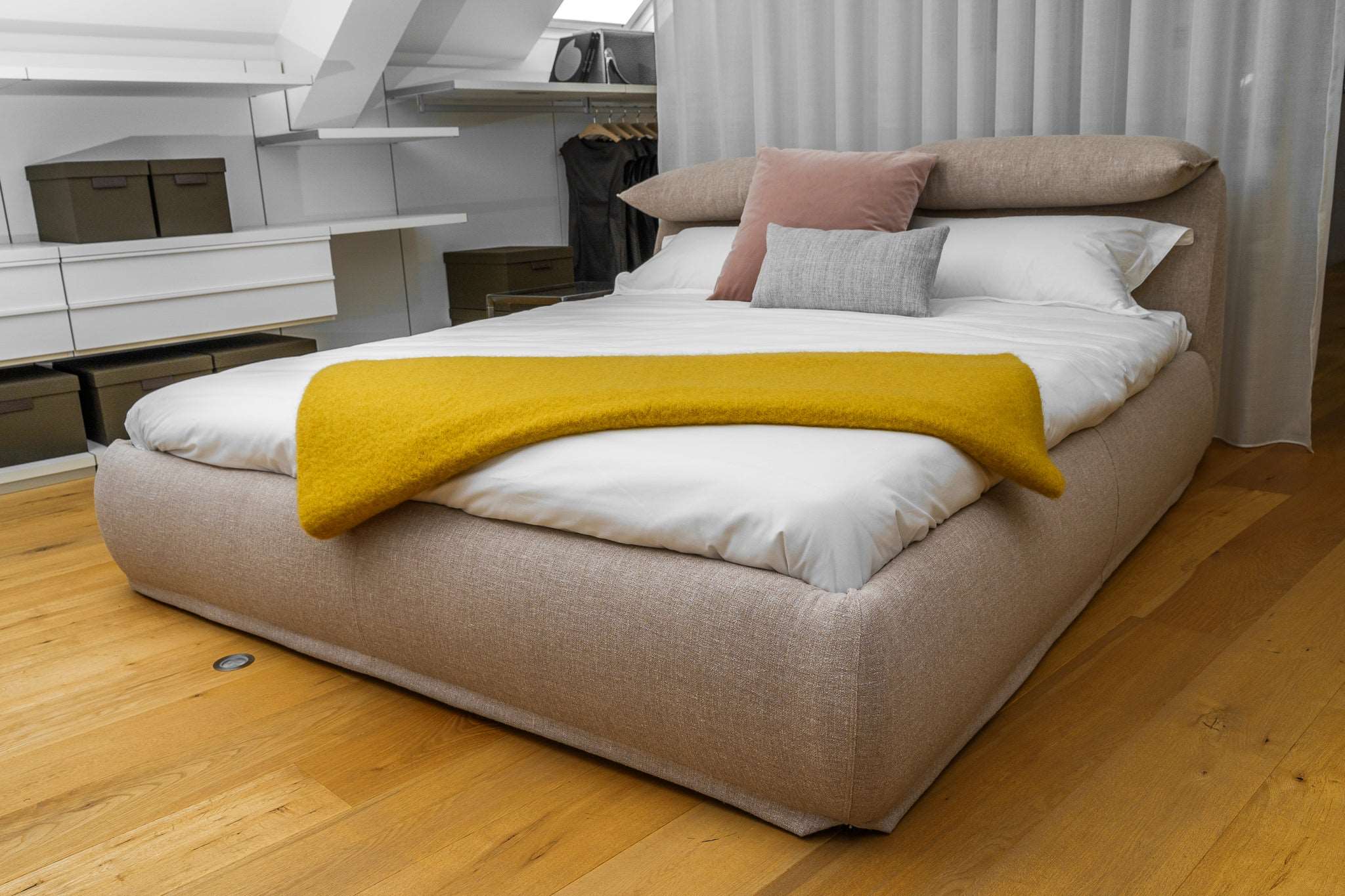 B&B Italia Bamboletto Bed