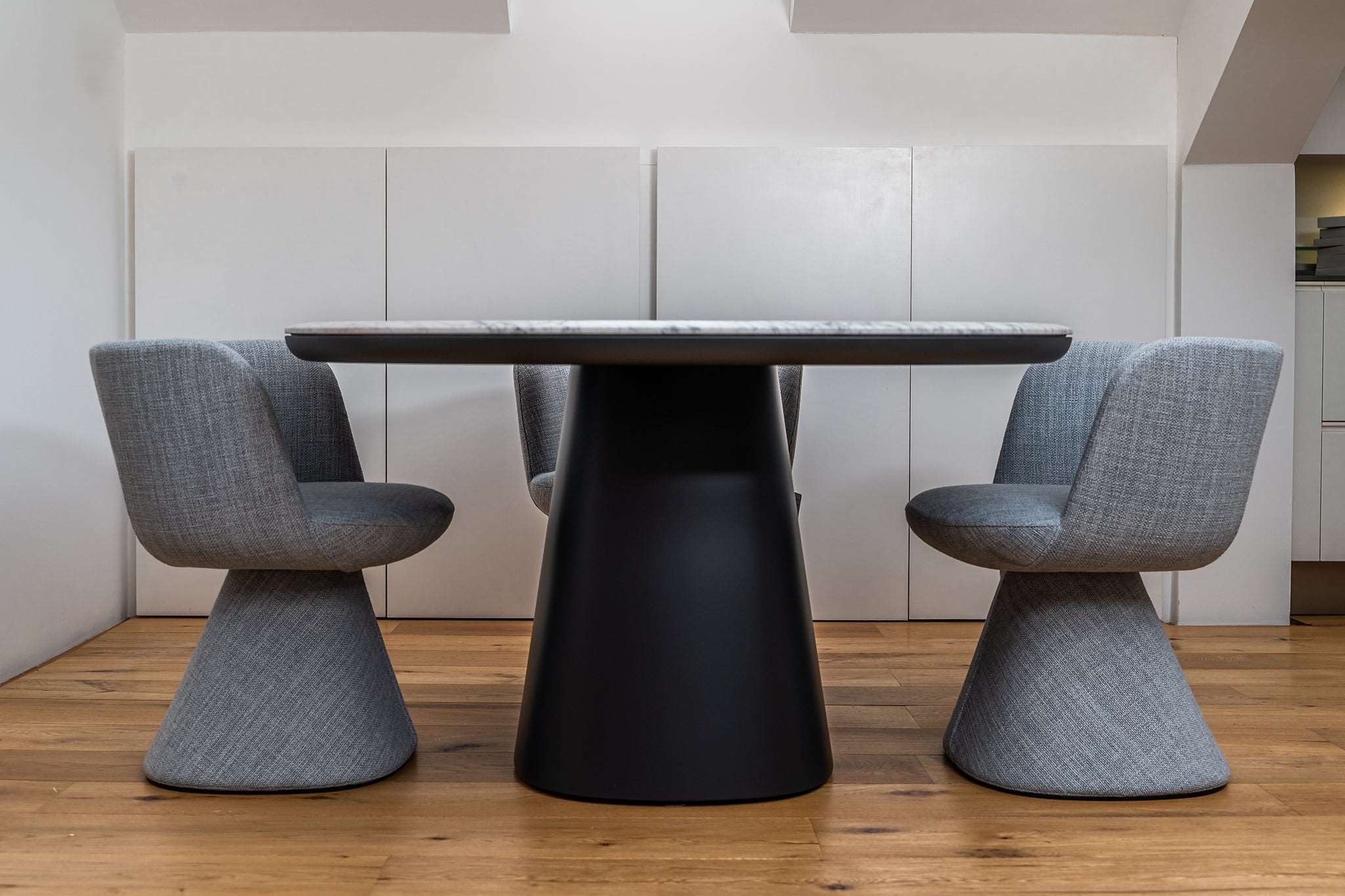 B&B Italia Allure O' Table