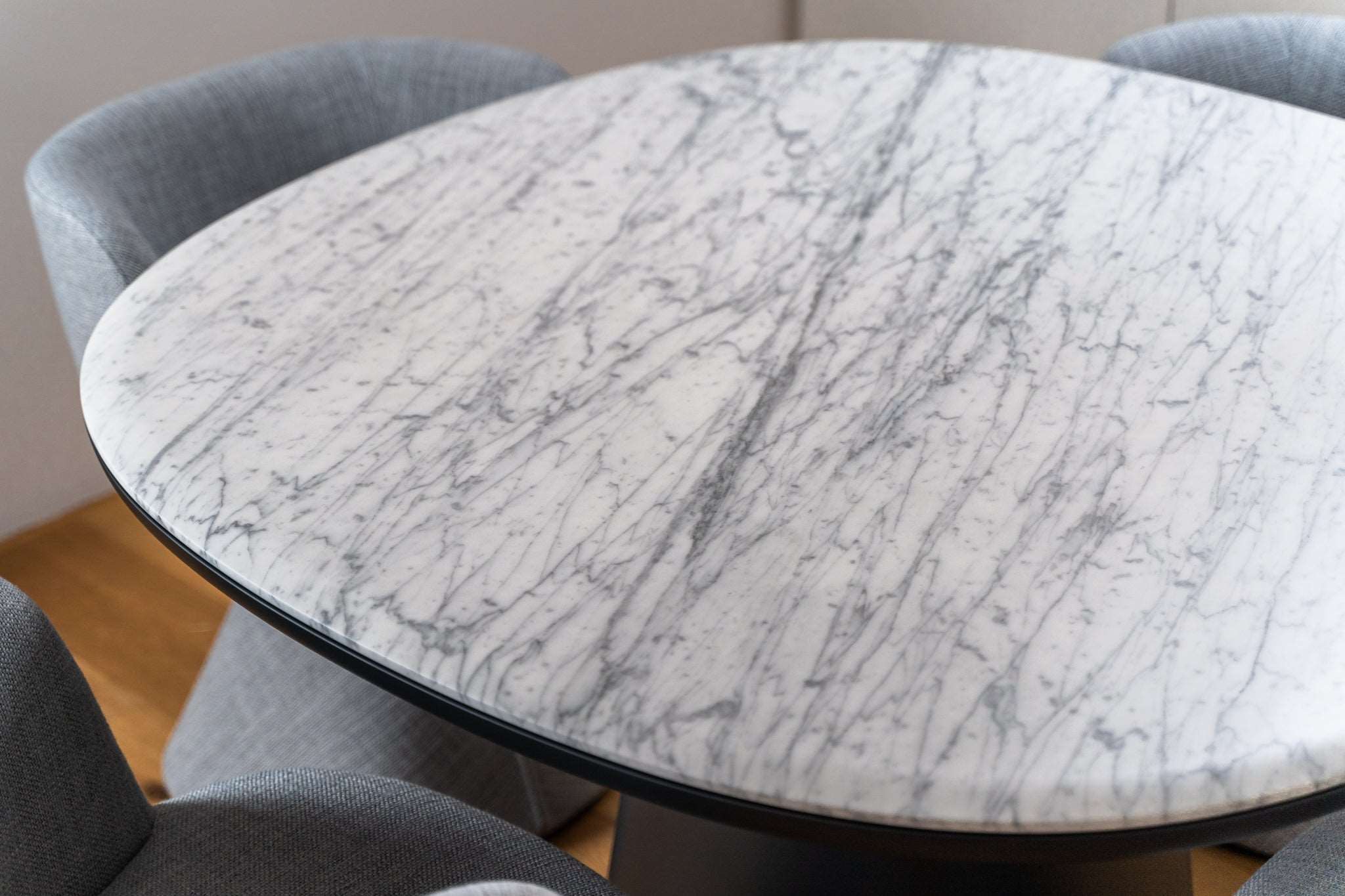 B&B Italia Allure O' Table