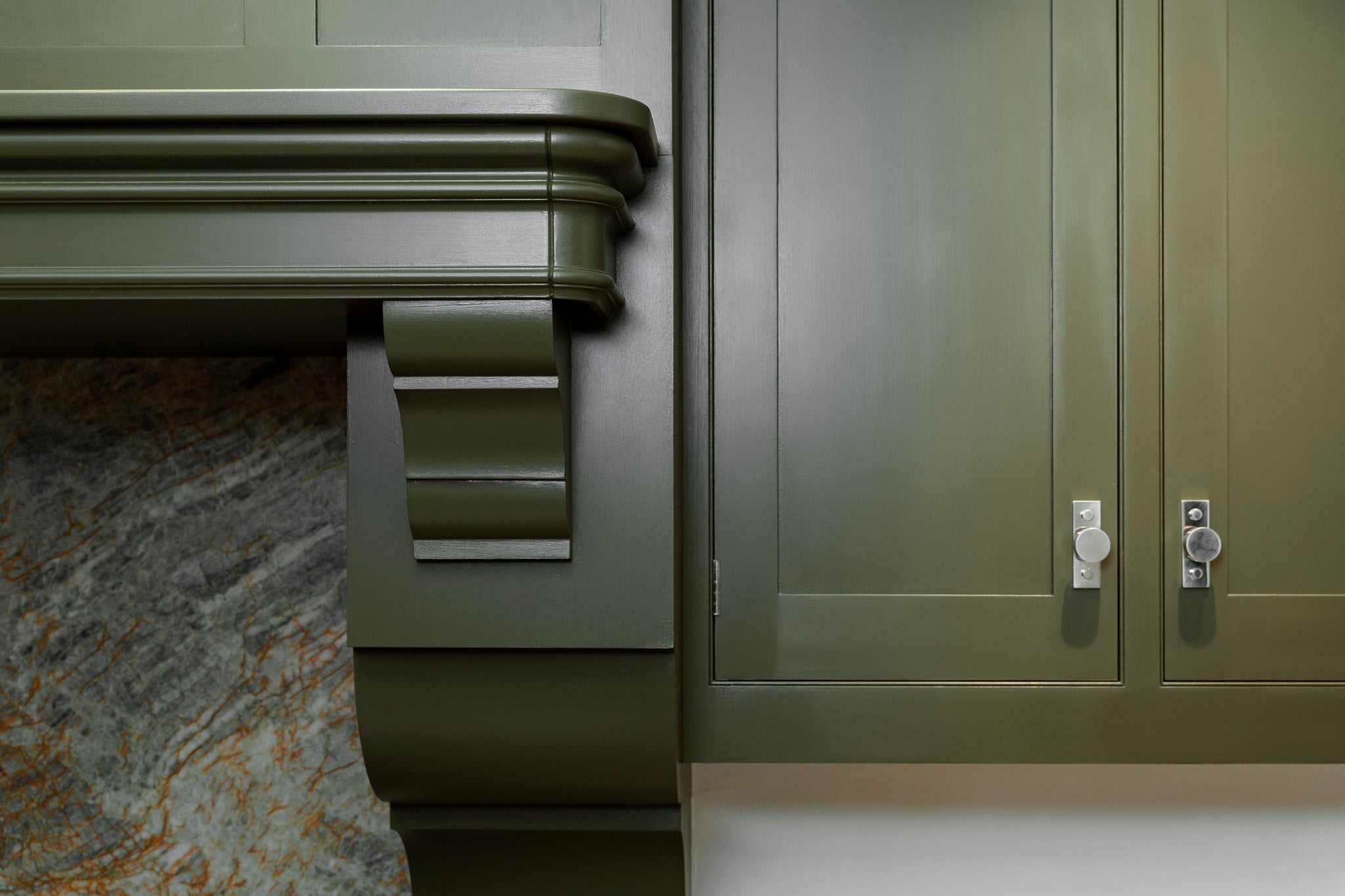 'Hampton' Kitchen with Miele Appliances