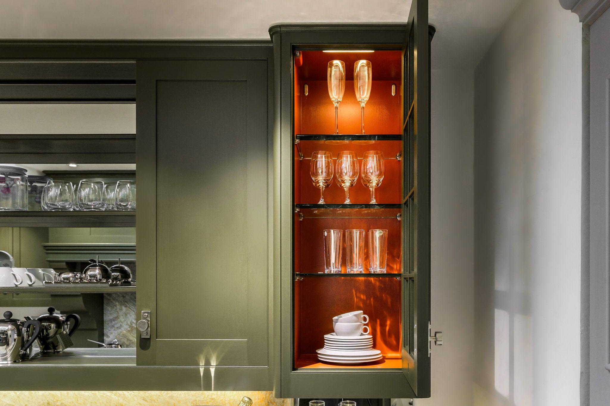 'Hampton' Kitchen with Miele Appliances