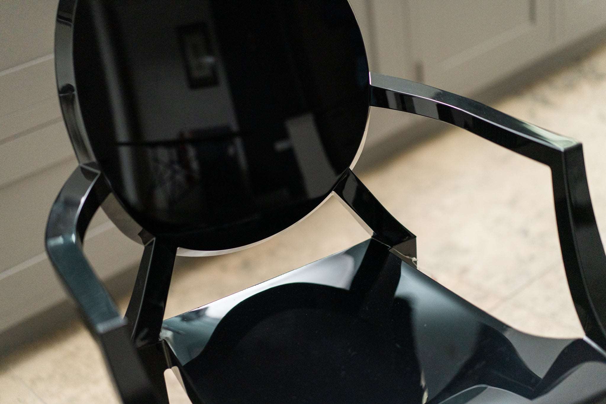 Kartell Louis Ghost Chairs x 4