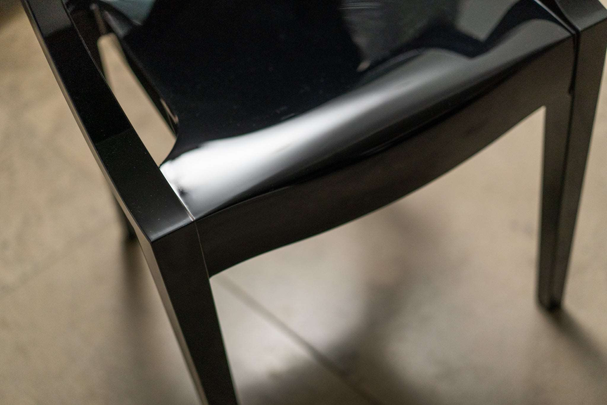 Kartell Louis Ghost Chairs x 4