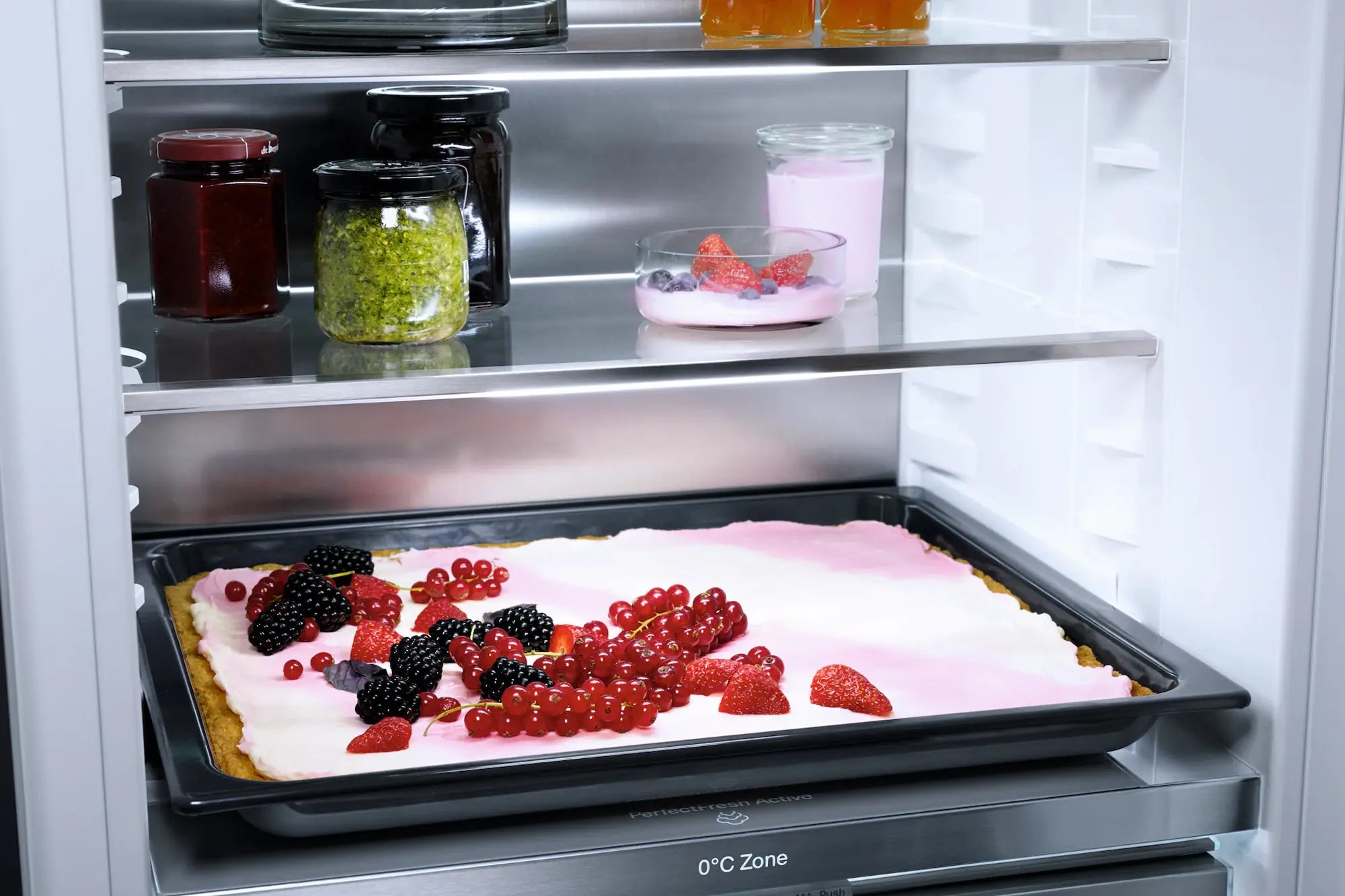 Miele Perfect Cool Fridge-Freezer KFN7795D