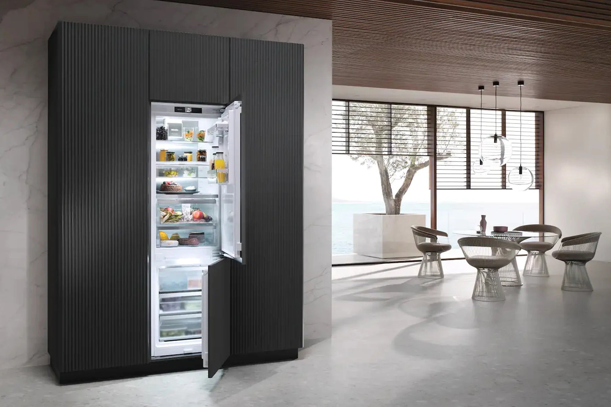 Miele Perfect Cool Fridge-Freezer KFN7795D