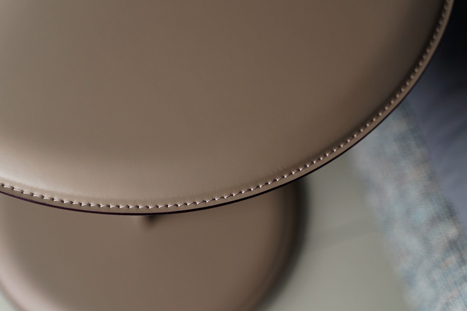 Poliform Mush Tortora Hide