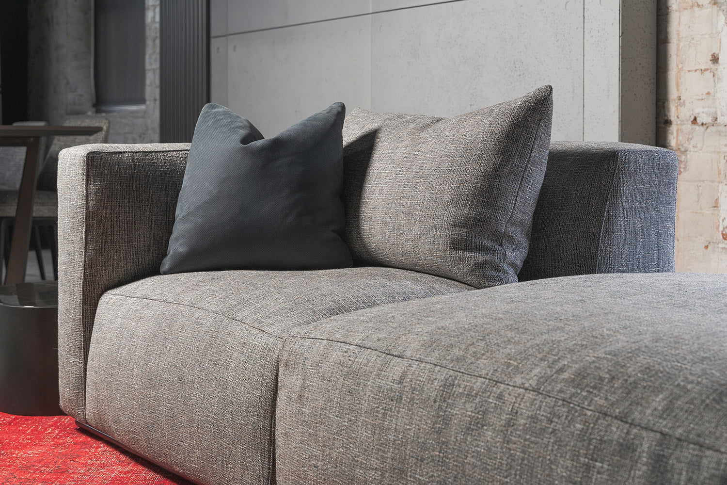 Poliform Shangai Sofa
