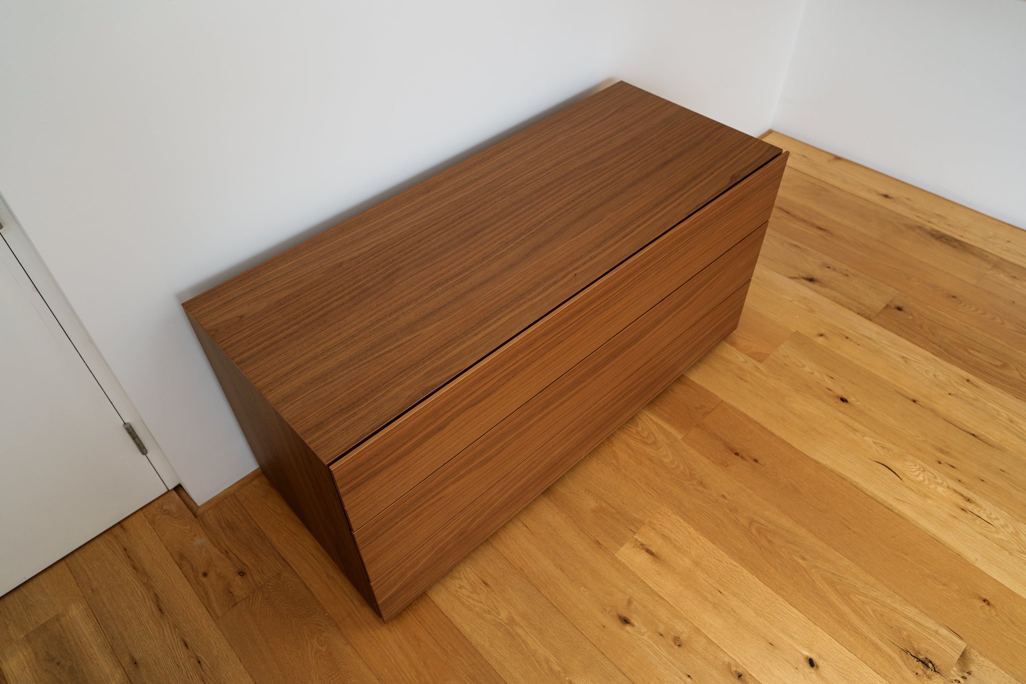 (SOLD) Ex-Display Poliform Dream 3 Drawer Unit