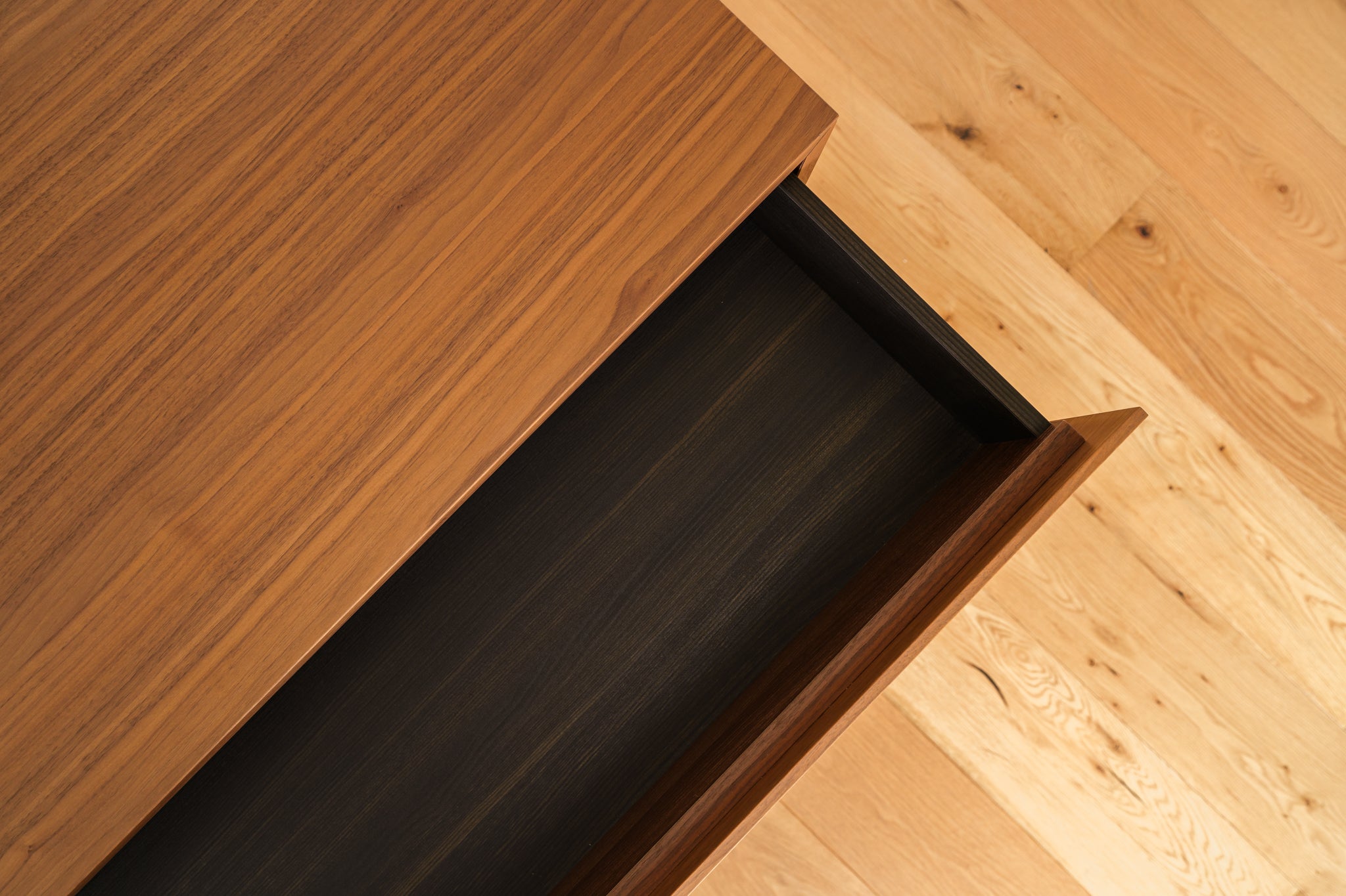 (SOLD) Ex-Display Poliform Dream 3 Drawer Unit