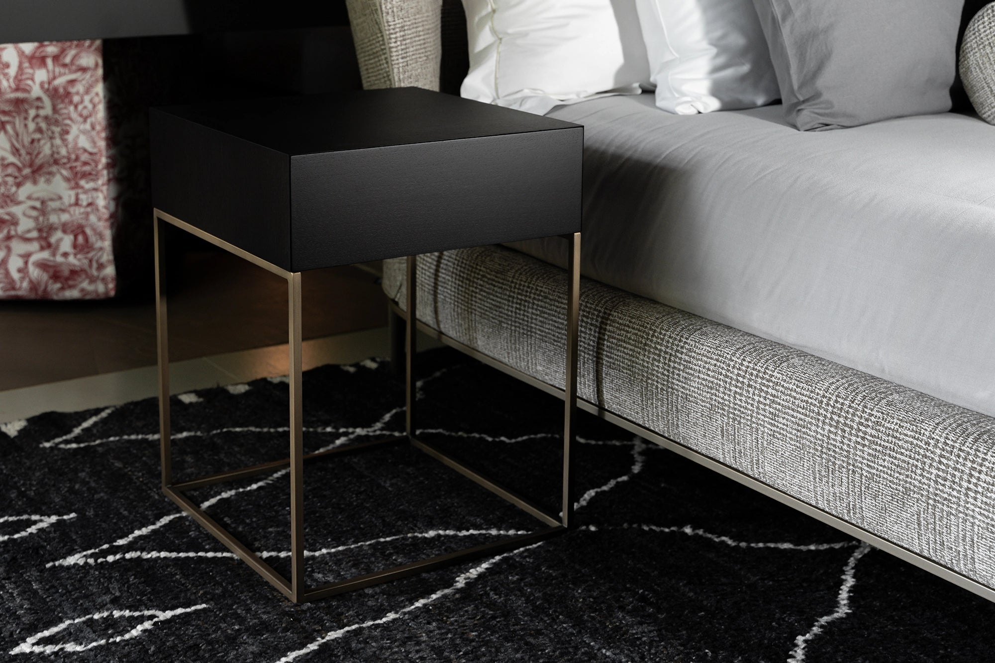 Porada Baby Side Table