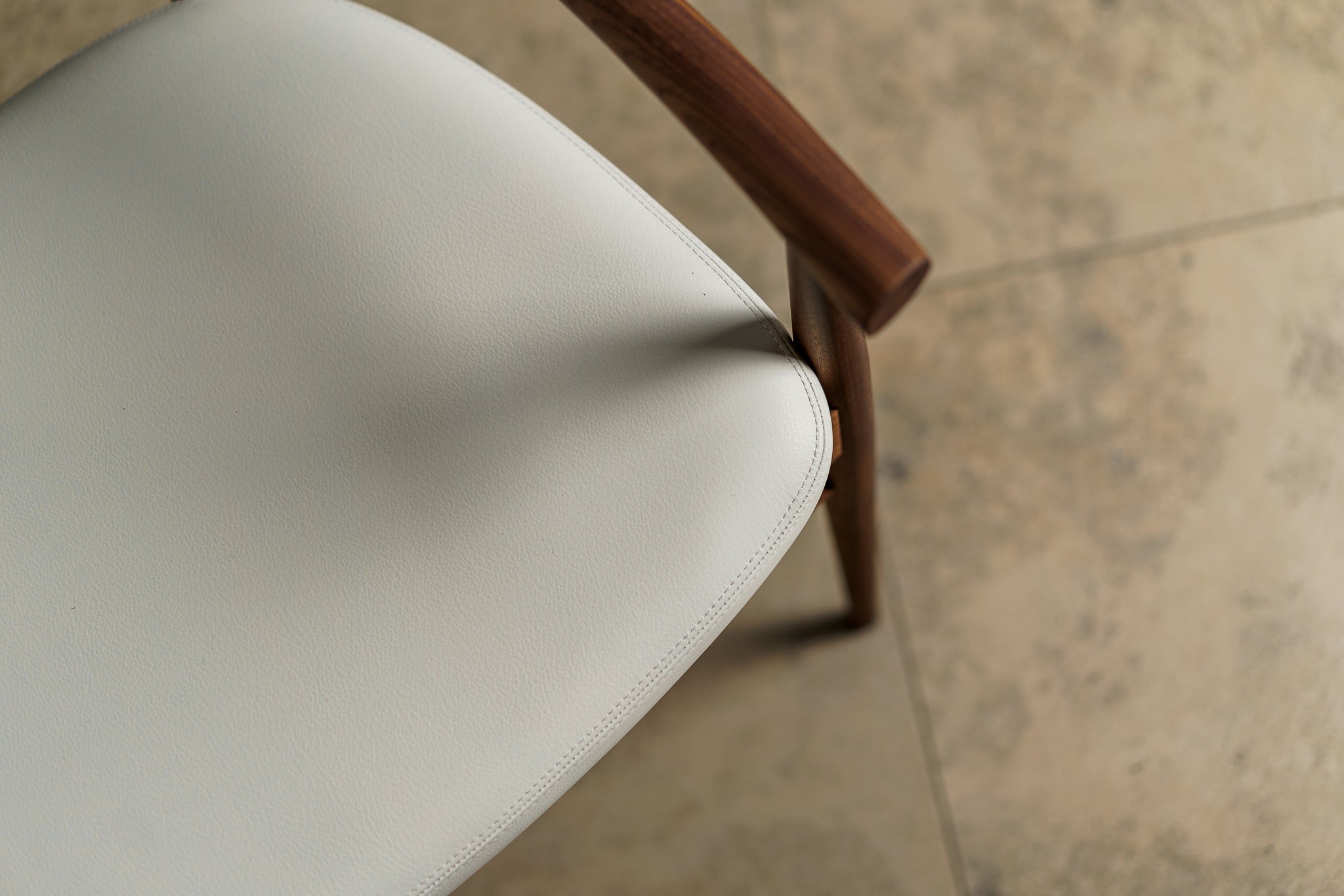 Porada Nissa Chair with Arms (Set of 4)