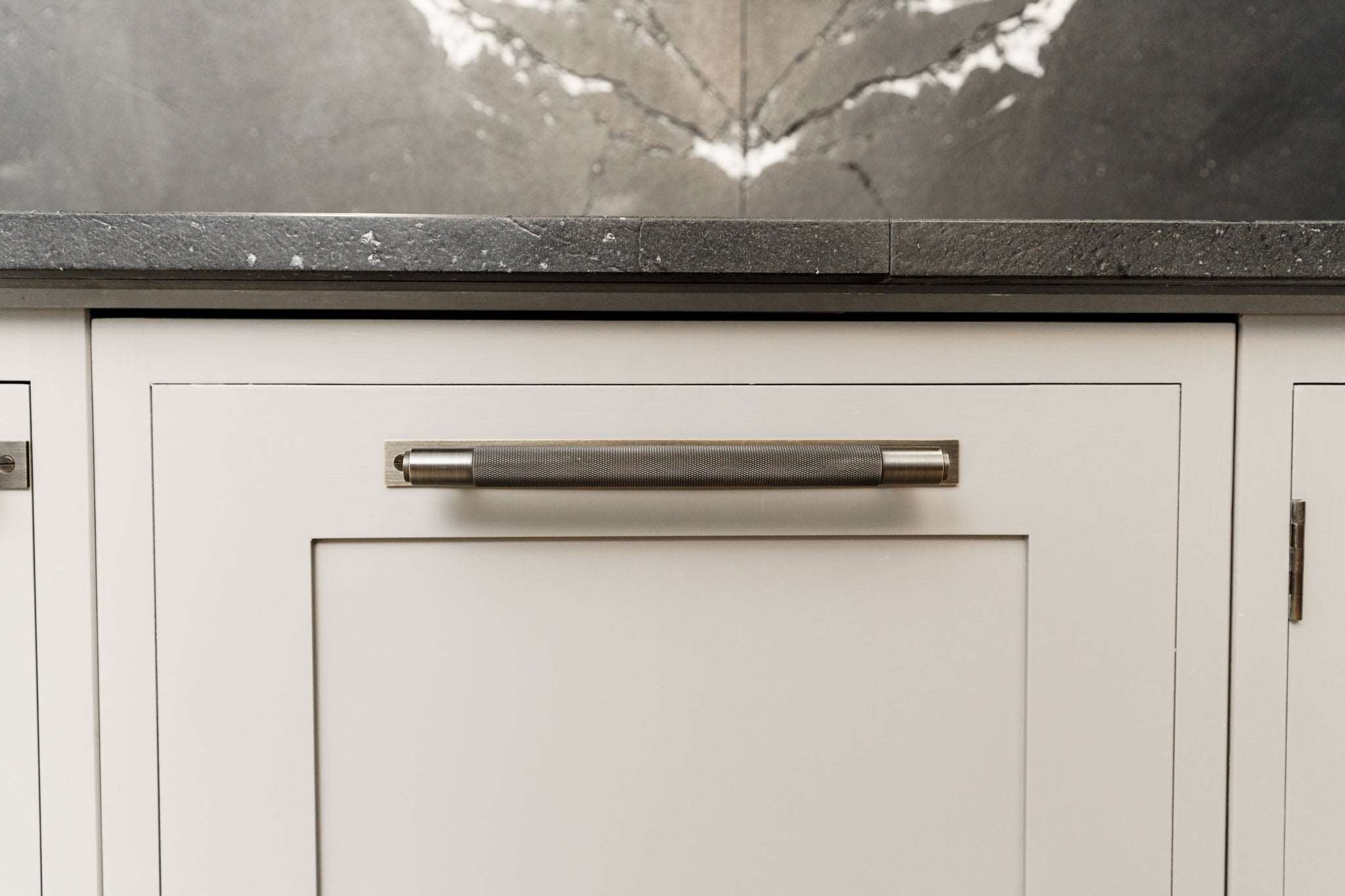 Ex-Display Kitchen 'Brompton' with Larder