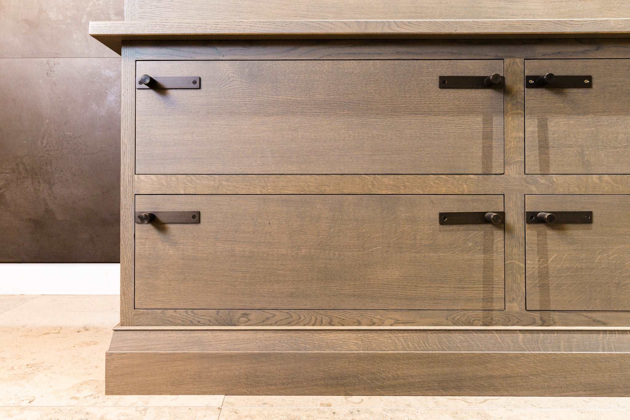 Ex-Display Kitchen 'Brompton' with Larder