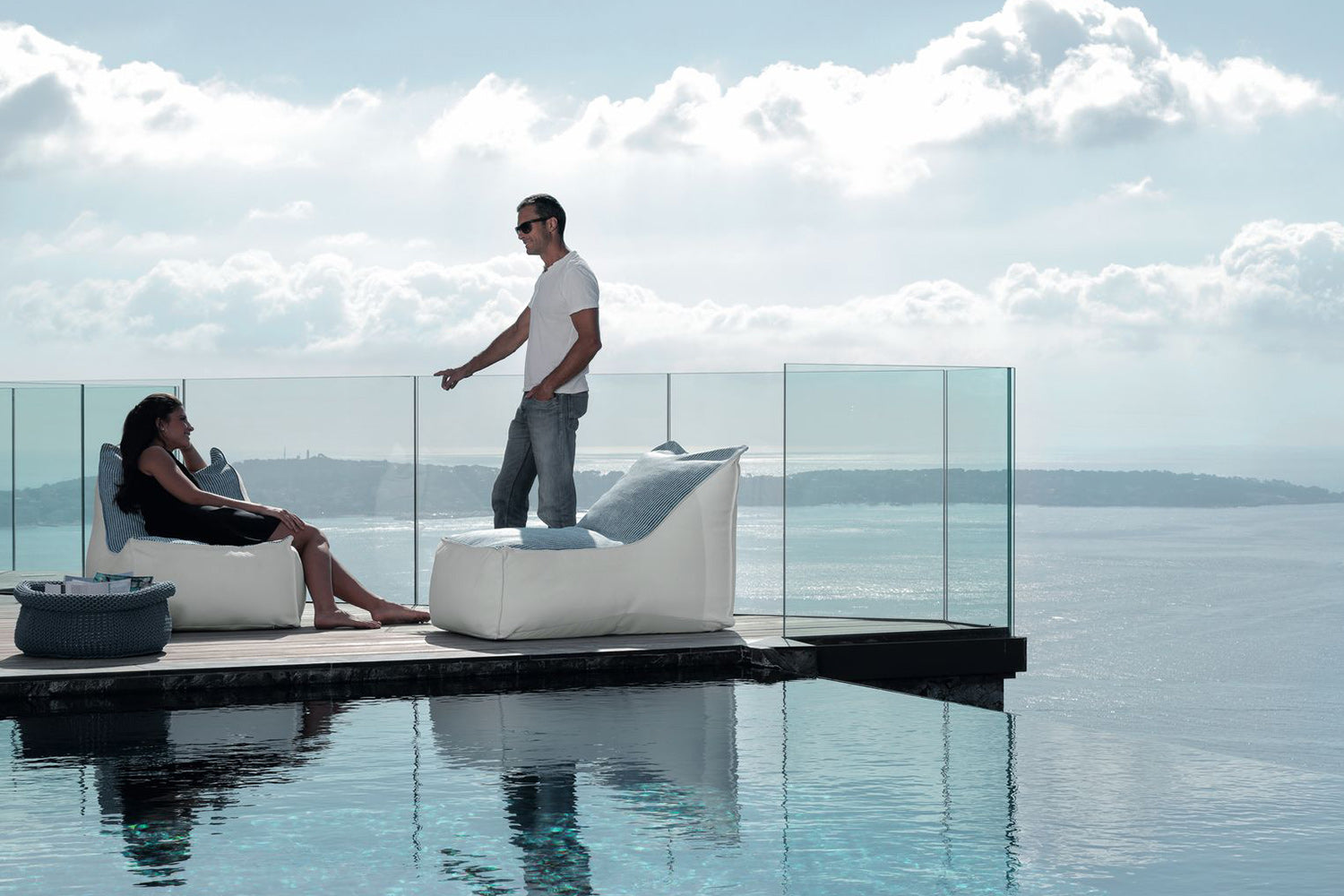 Talenti Scacco Living Armchair Grey/White Pipe