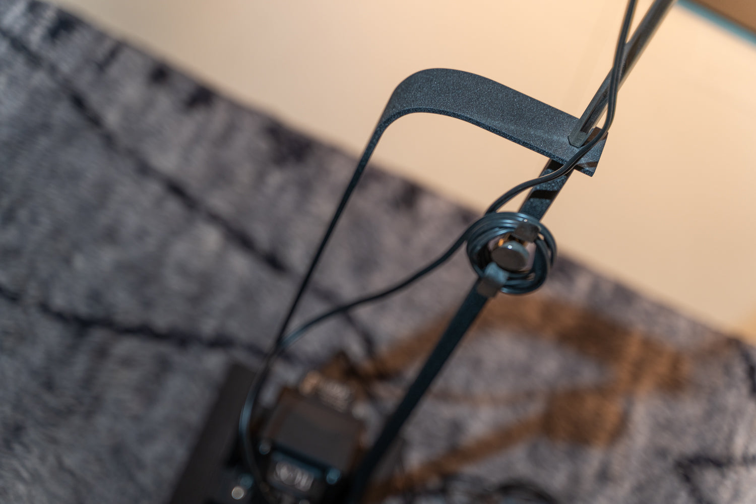 FLOS Toio Floor Lamp