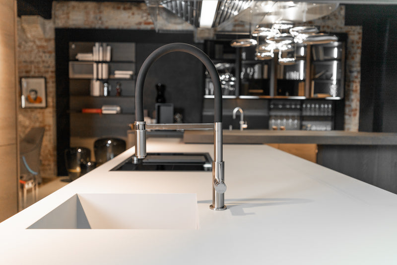 Poliform Ex-Display Kitchen 'Twelve' with Breakfast Bar