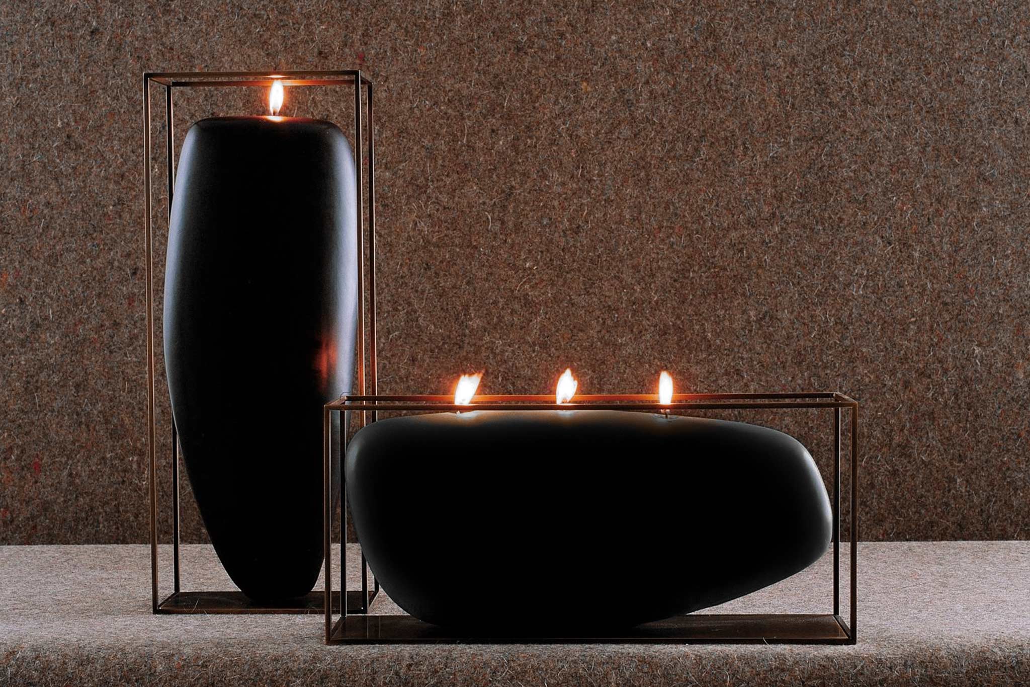 B&B Italia Overscale Flames Horizontal Black