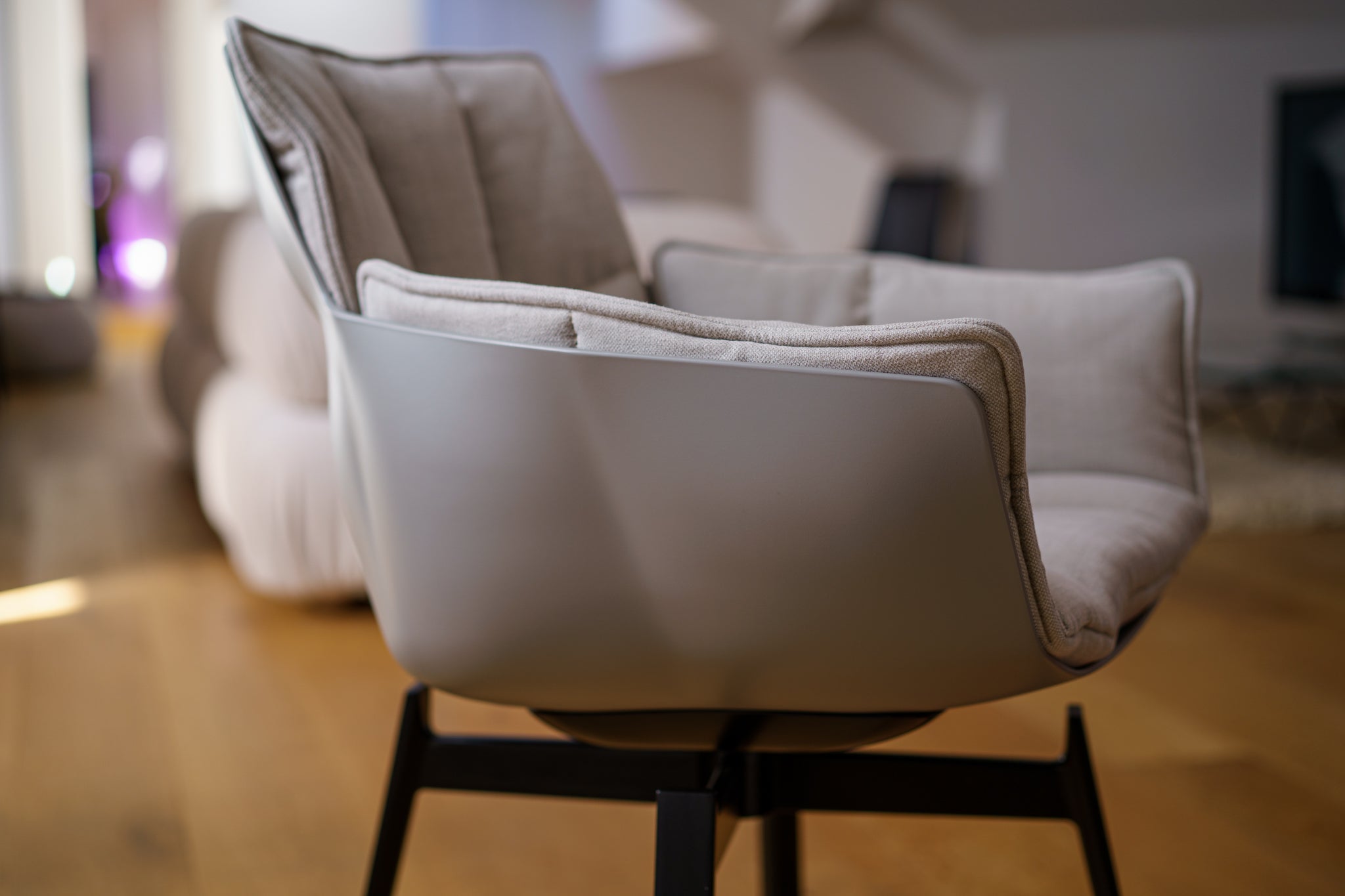 B&B Italia Husk Chair