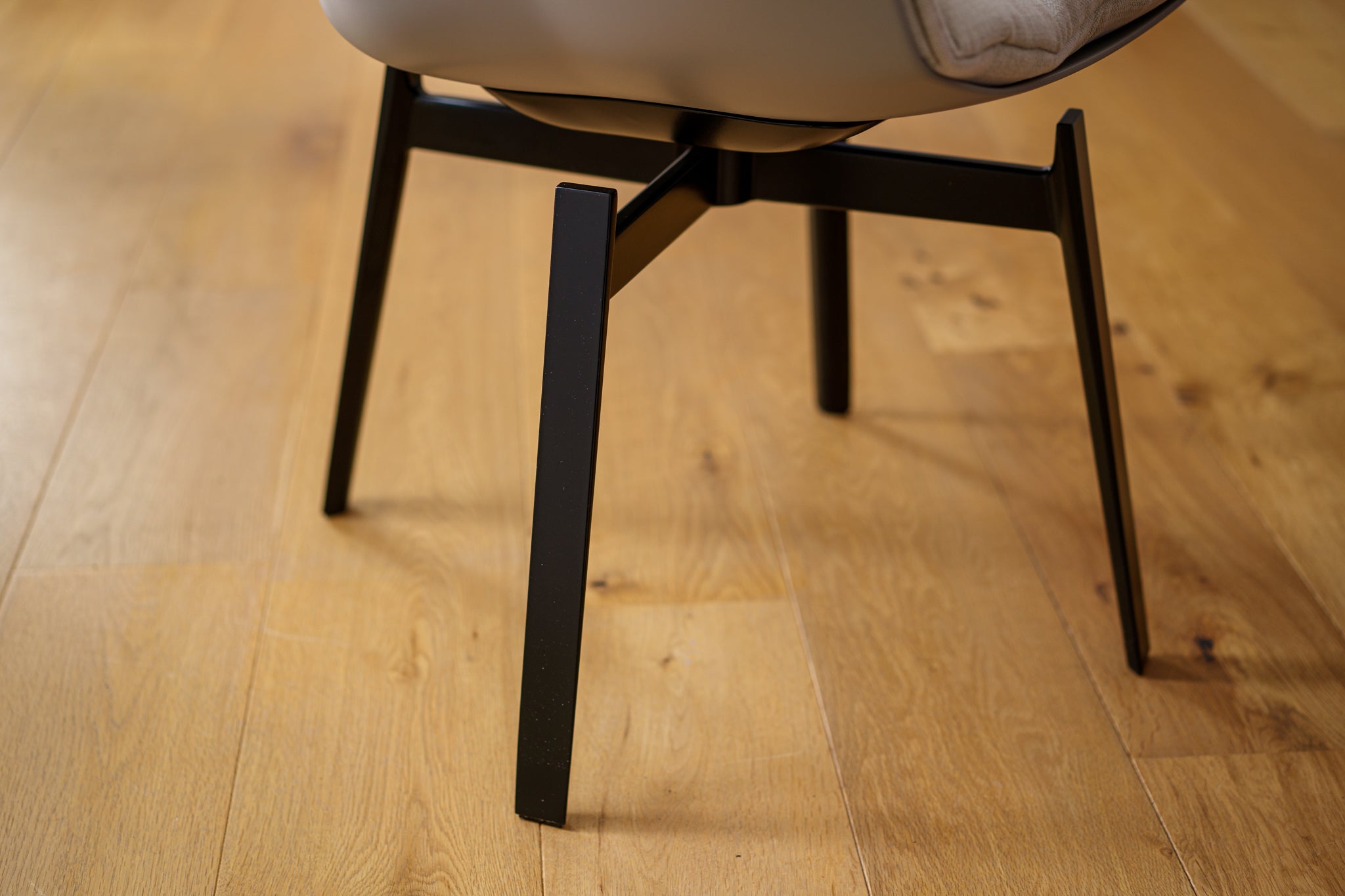 B&B Italia Husk Chair