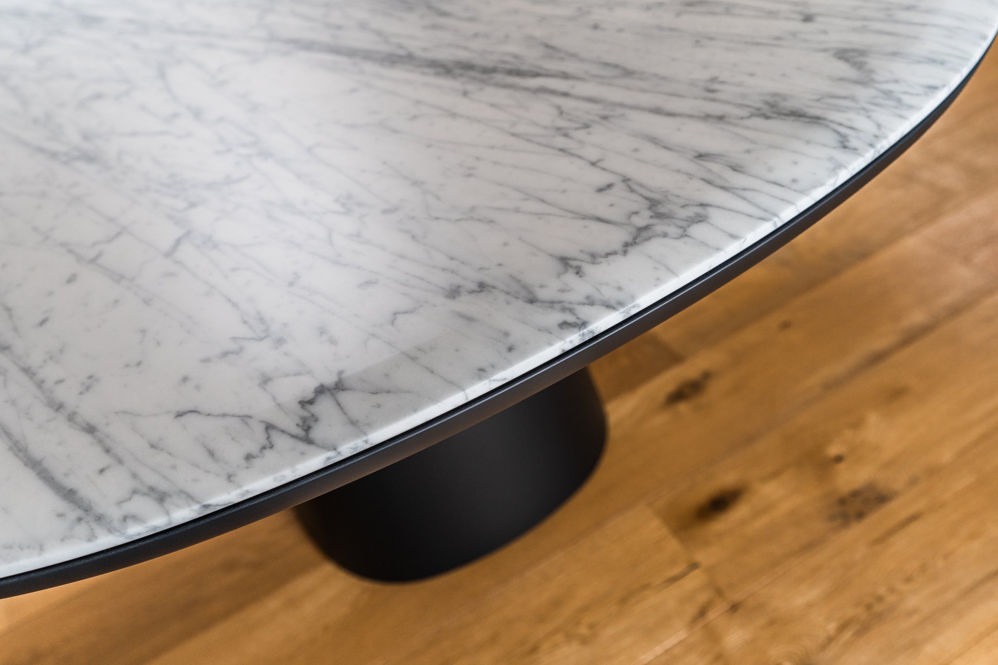 B&B Italia Allure O' Table