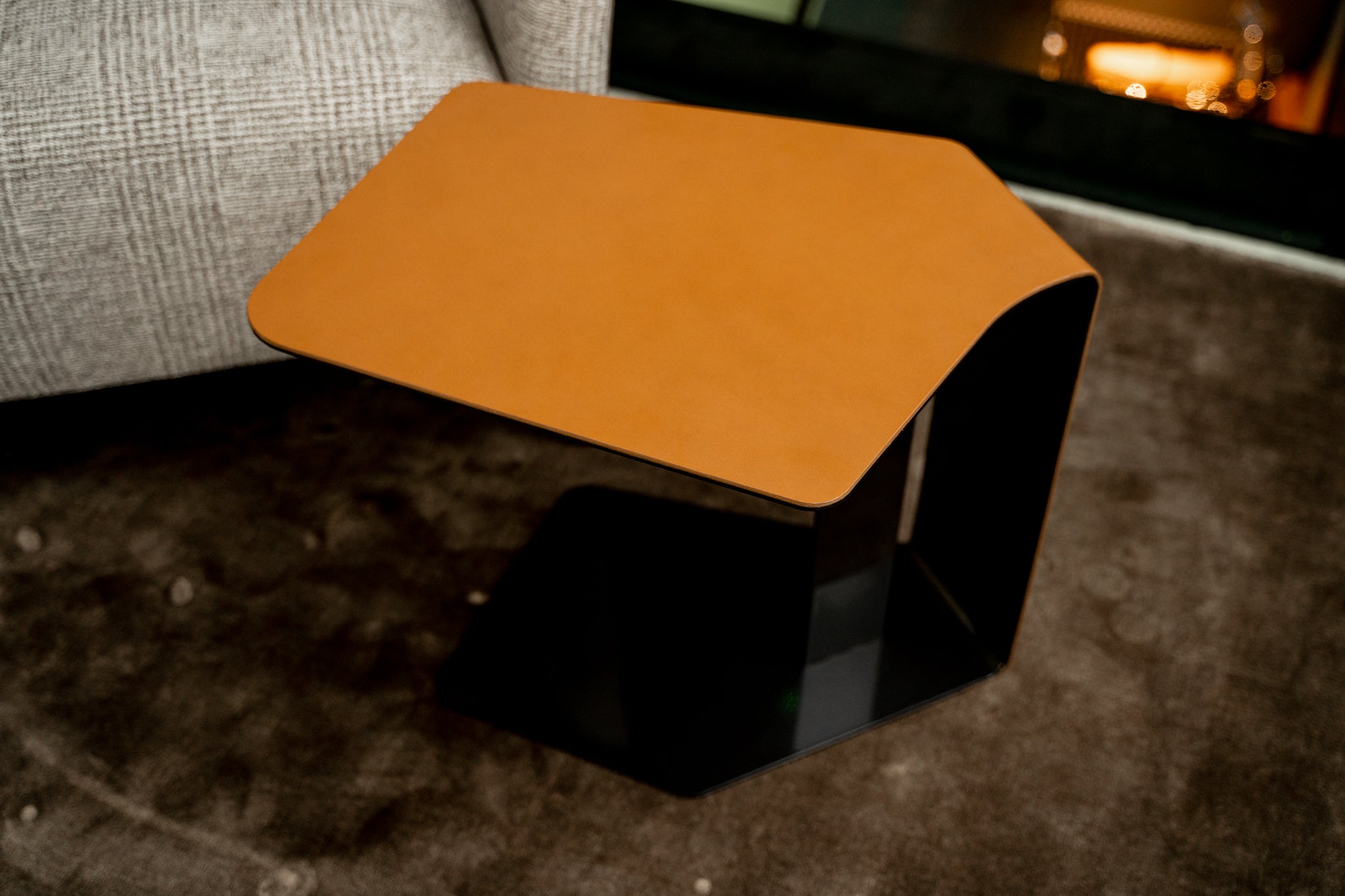 (SOLD) Poliform Paris Seoul Table
