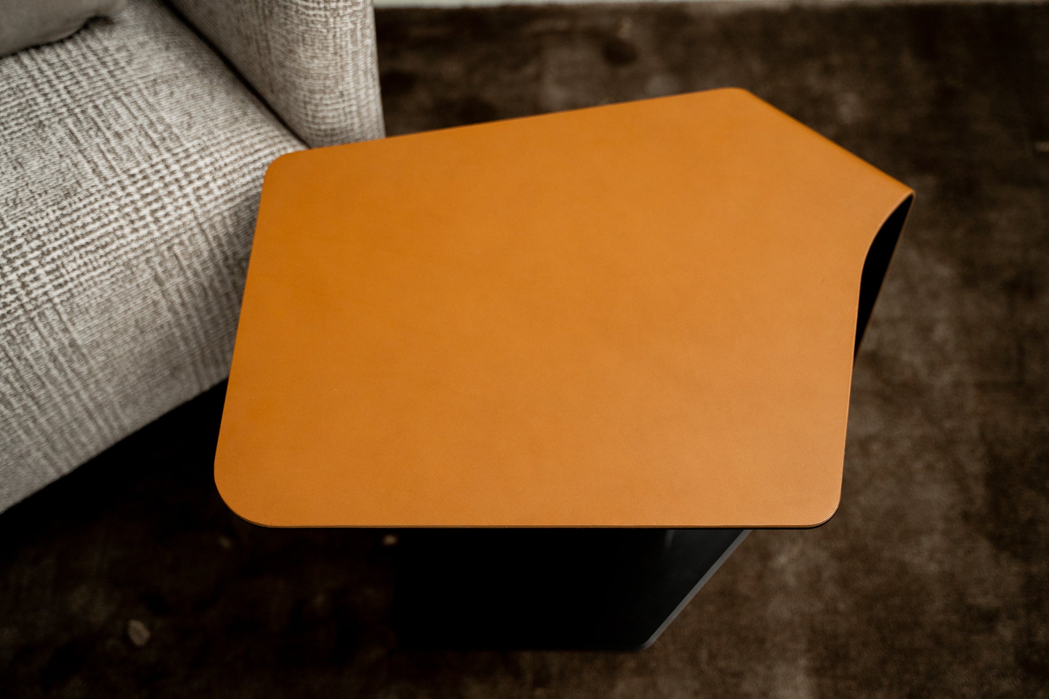 (SOLD) Poliform Paris Seoul Table