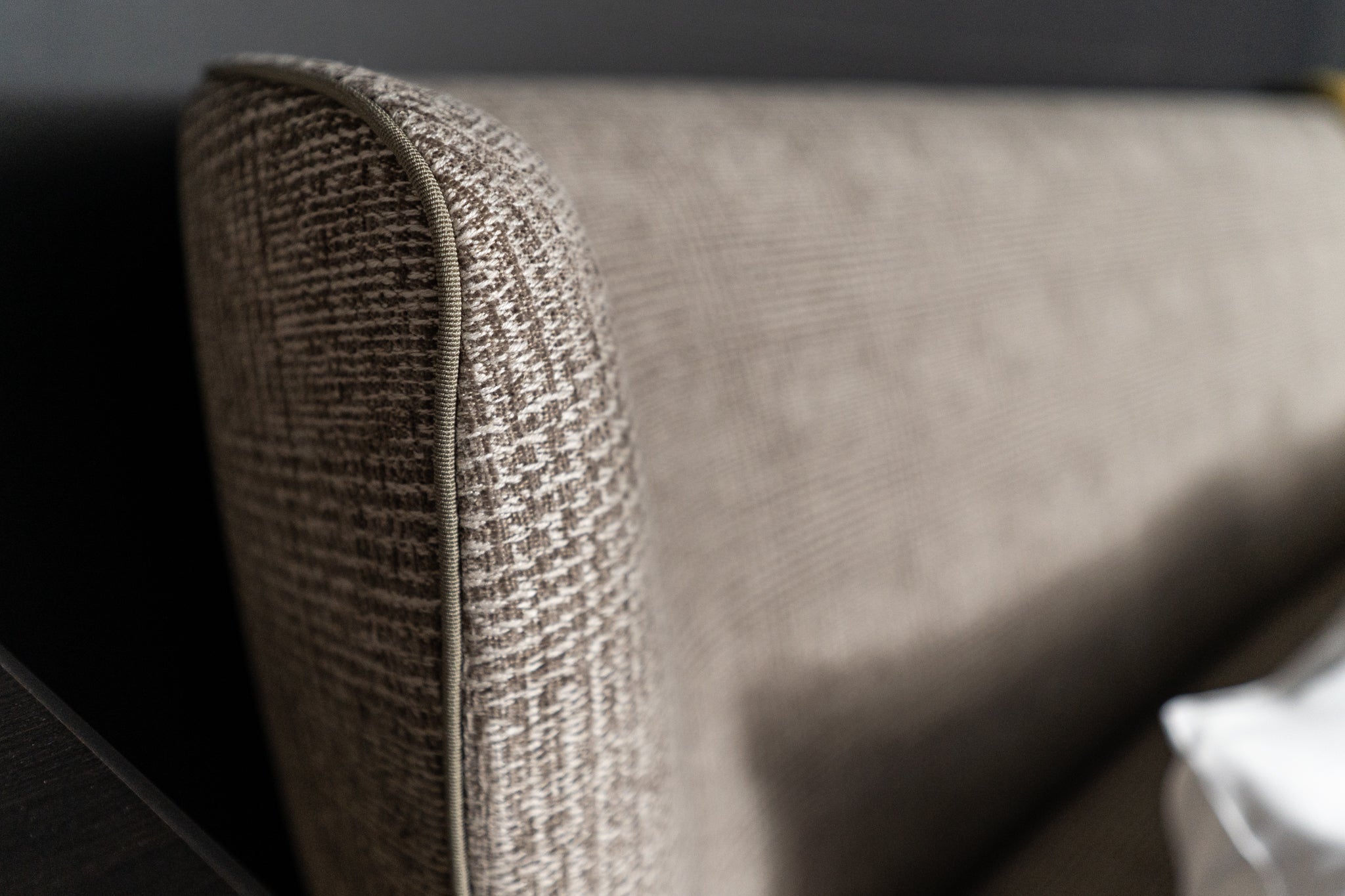 (SOLD) Poliform Gentleman Bed