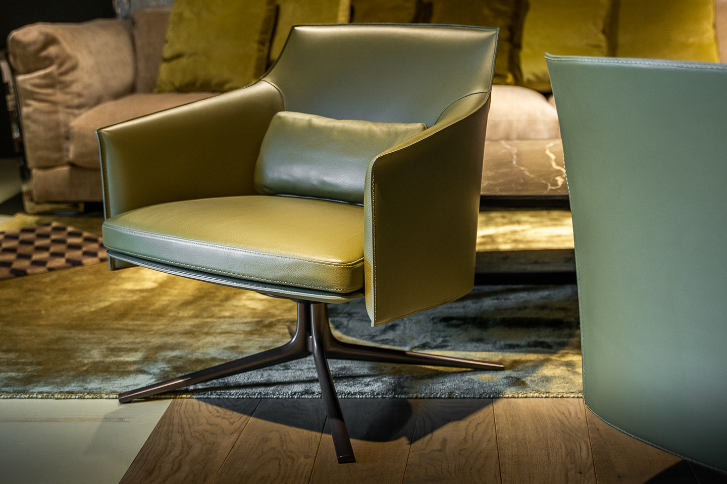 Poliform Stanford Lowback Chair – Stephen Neall Interiors Shop