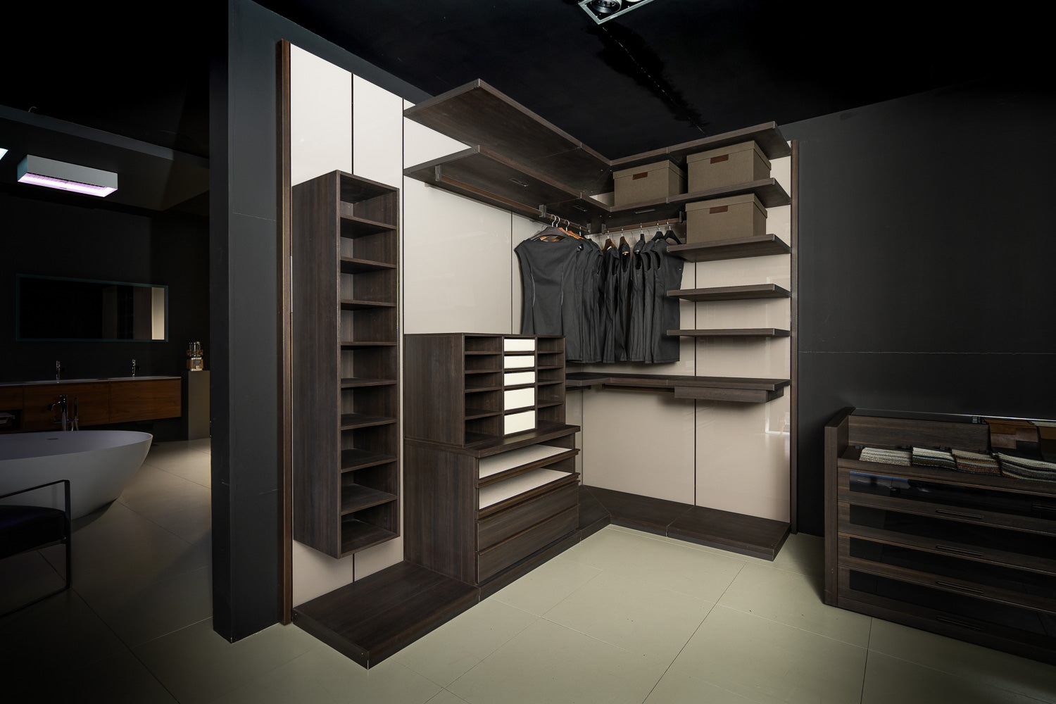 (SOLD) Poliform Ubik Open Dressing Room