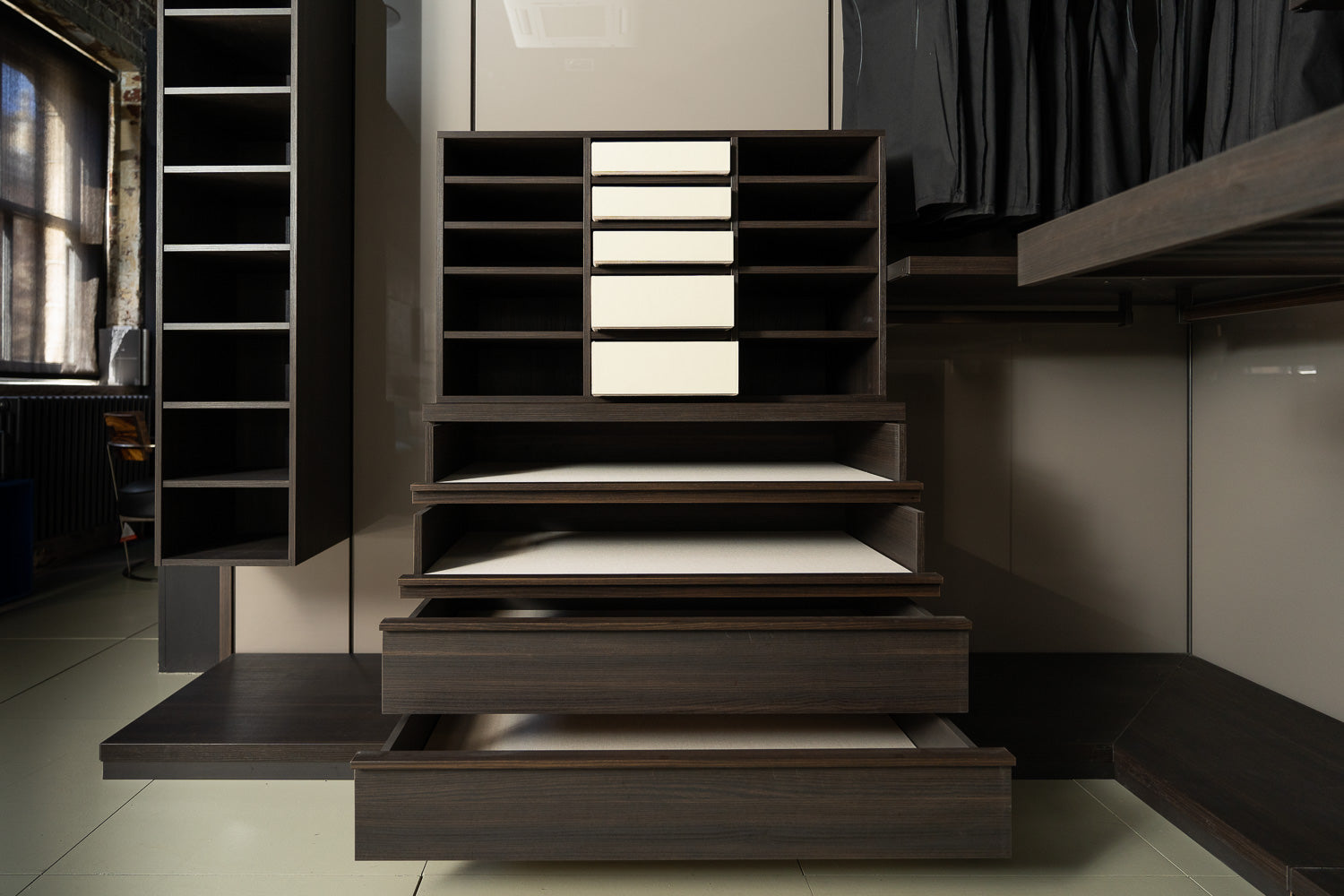 (SOLD) Poliform Ubik Open Dressing Room