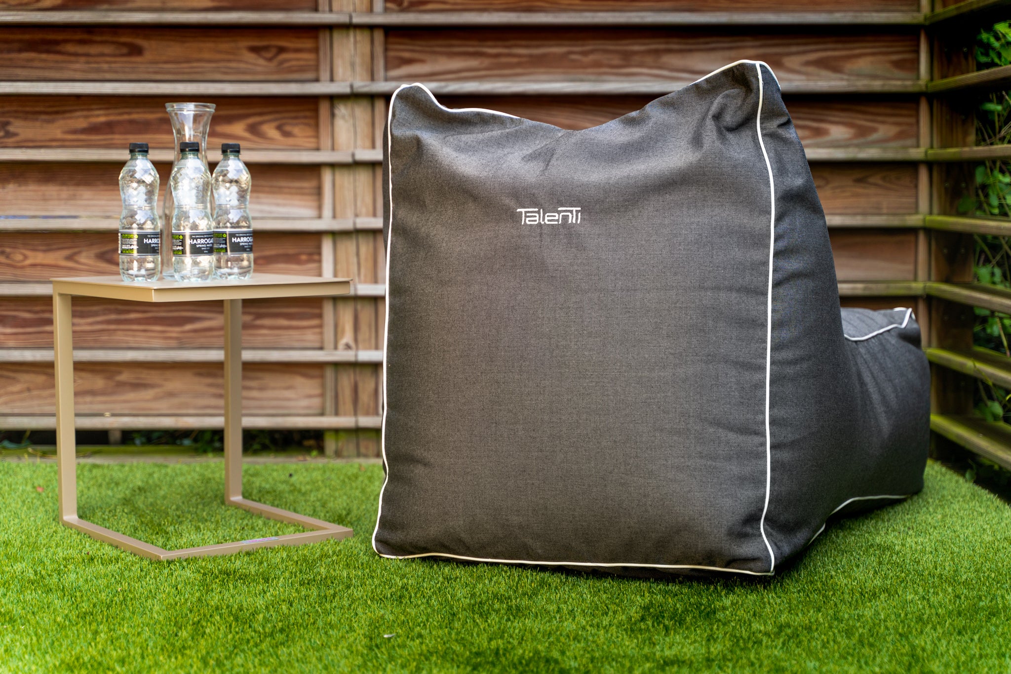 Talenti Scacco Living Armchair Grey/White Pipe